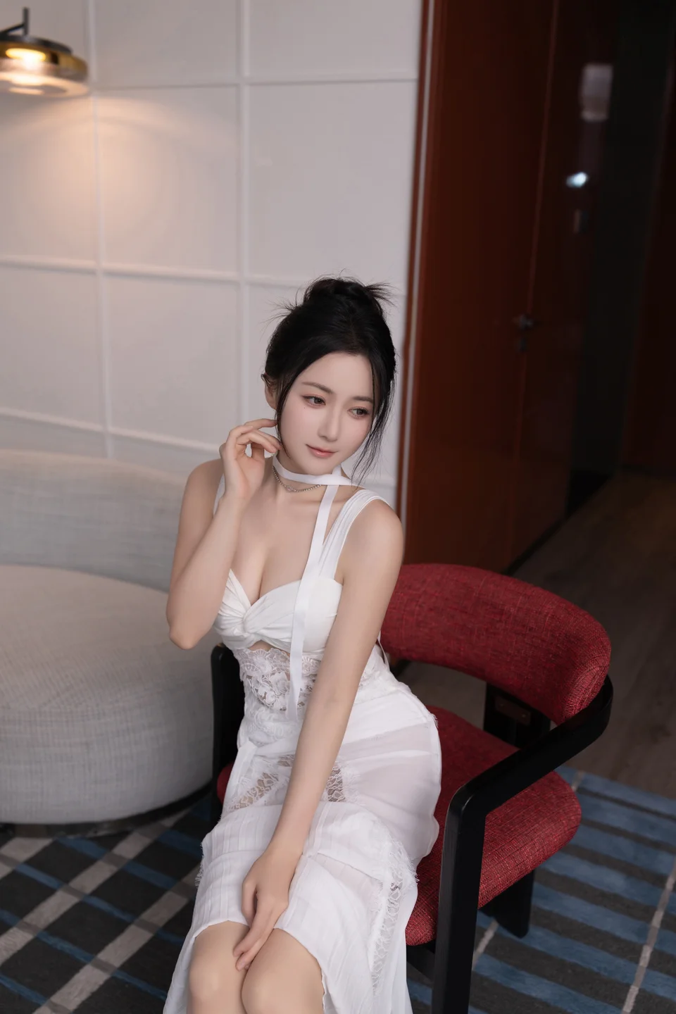 鱼子酱Fish - 白裙跳蛋 [120P-815MB] tg@simisebaisi 【丝足阁】014.webp